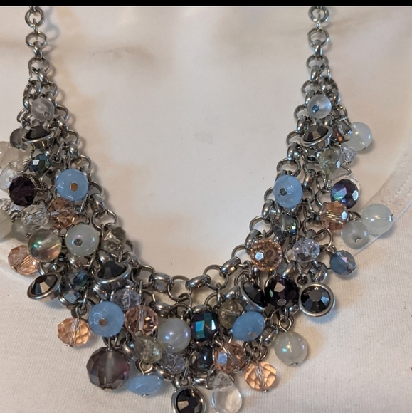 Jewelry - Vintage pastels beads statement necklace